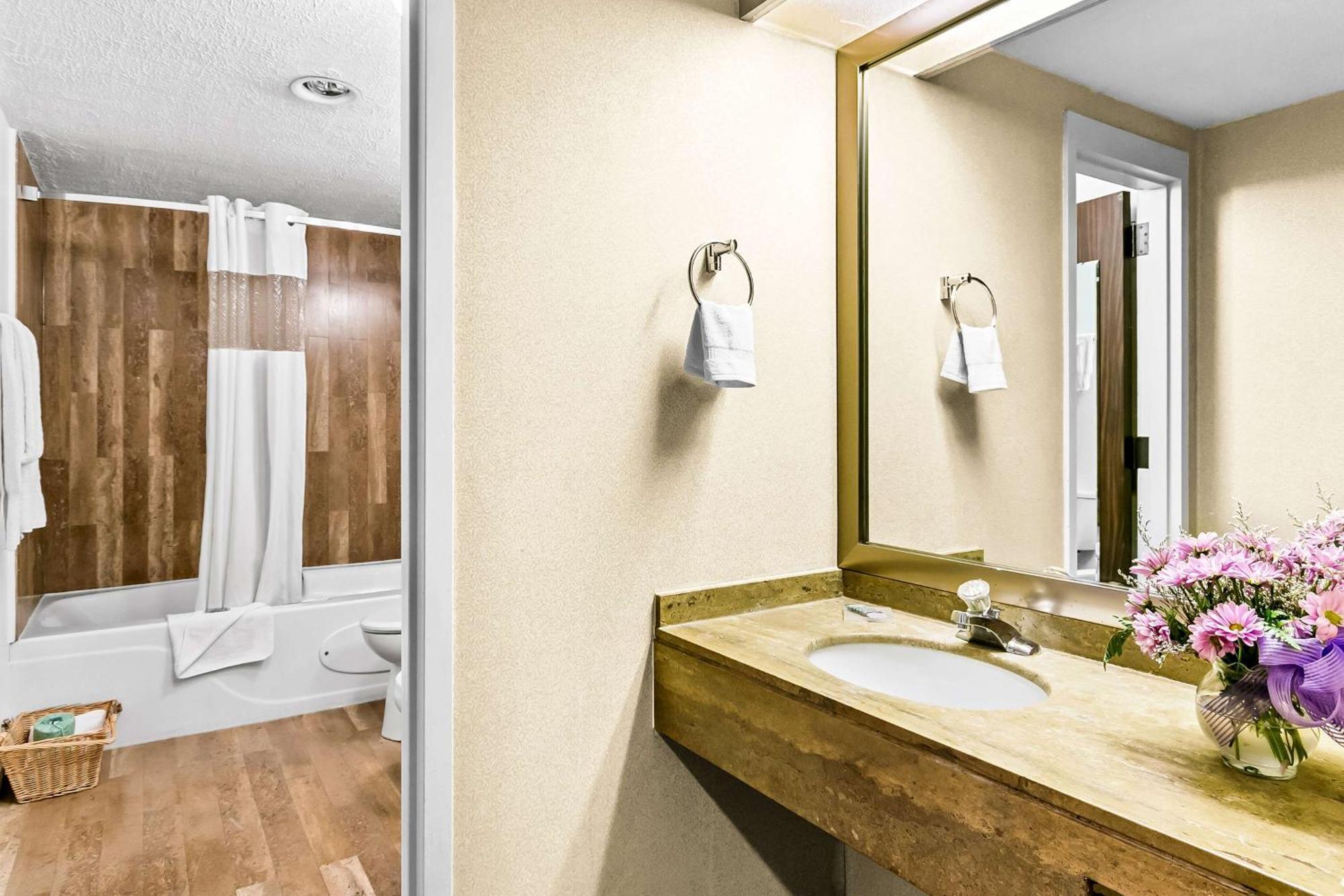 Best Western Downtown סודברי מראה חיצוני תמונה